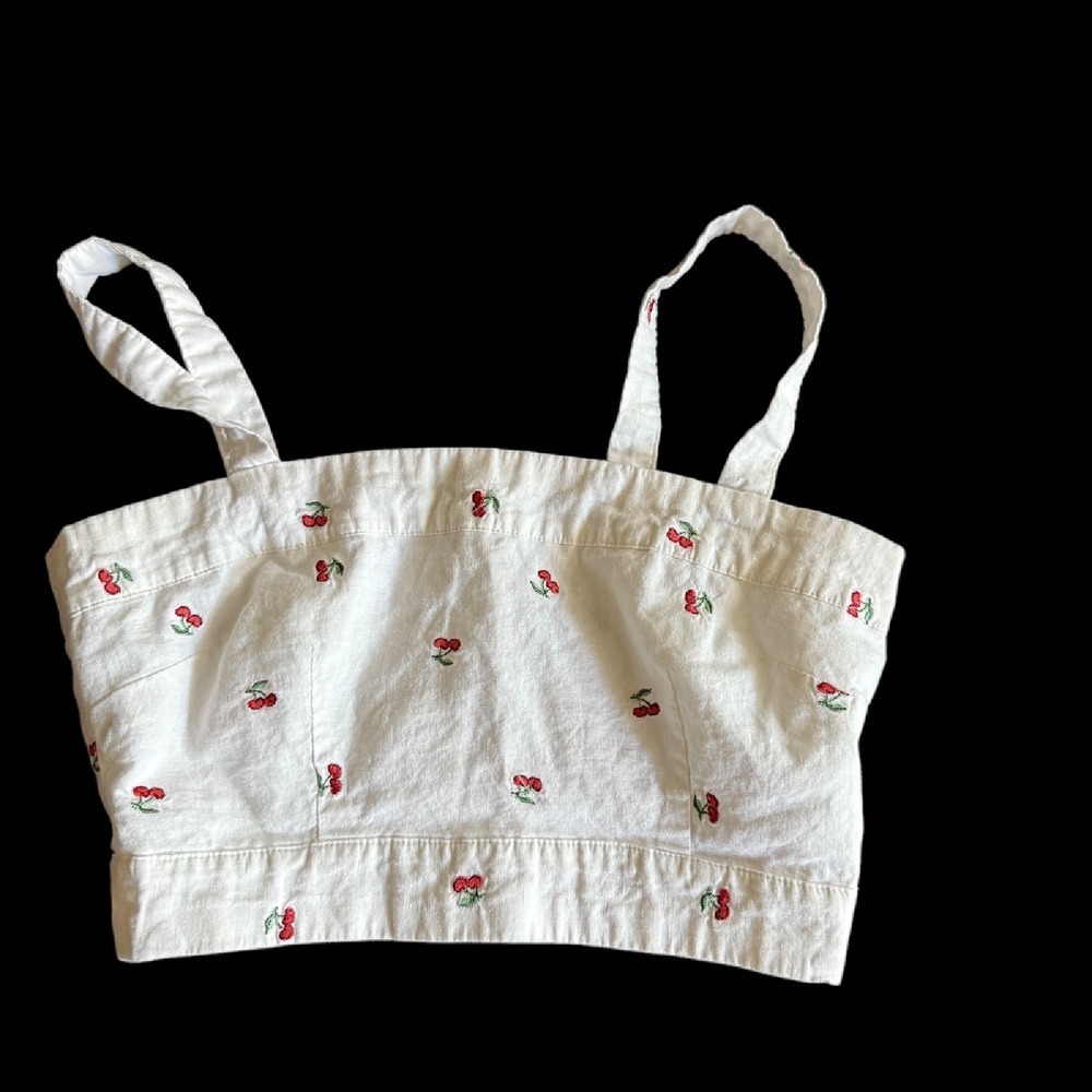 Forever 21 Crop Top Cherry Print Sleeveless Casual Summer Top Size S